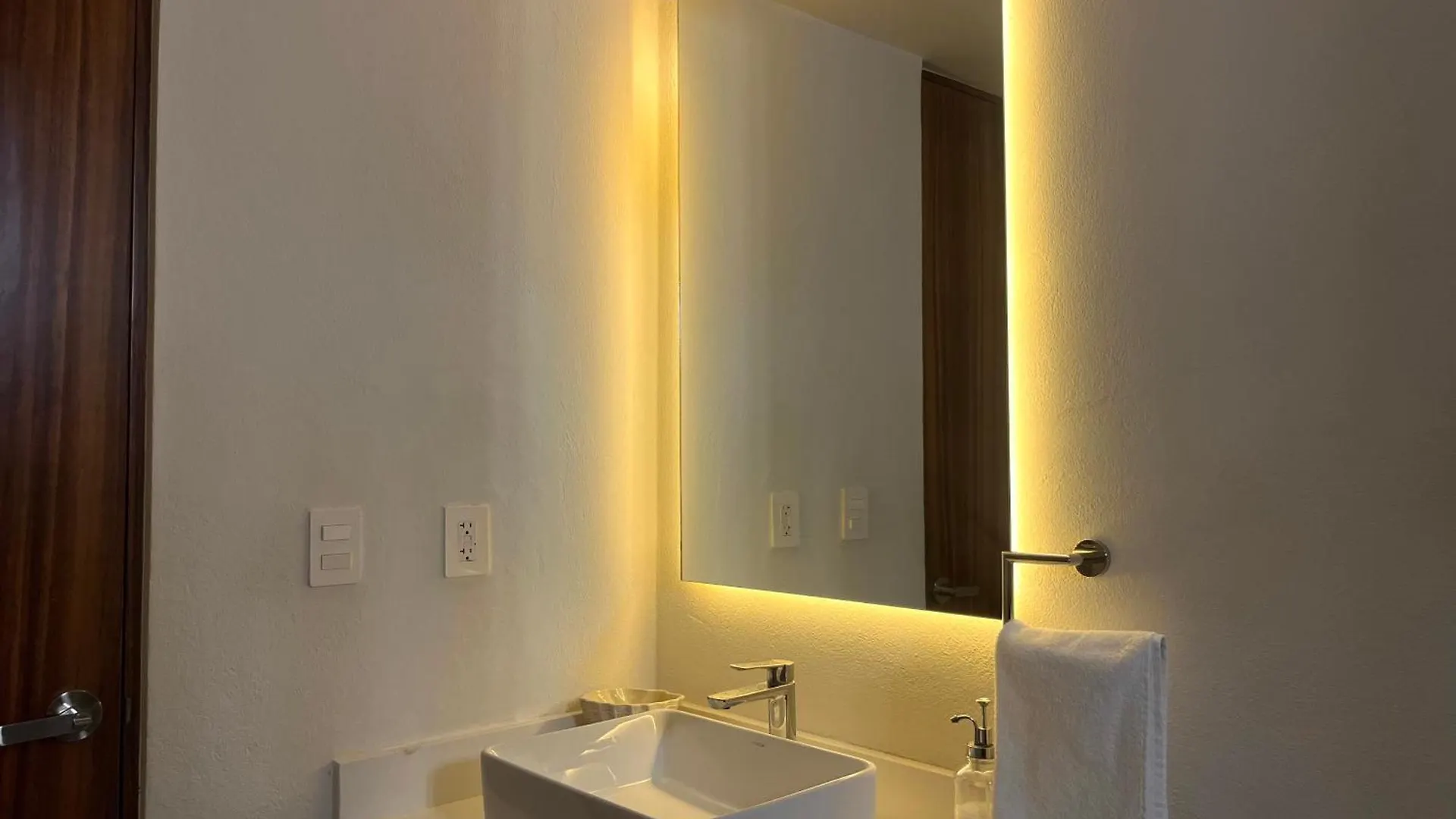Penthouse Elementos Cozumel Torre Infinito Apartment 0*,  Mexico
